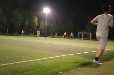 私のチームとサッカーをする - 10月28日