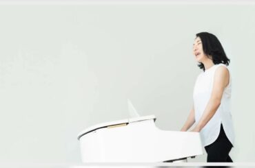 D90 -  広瀬香美、ニューアルバムに「Pretender」や「白日」ピアノ弾き語りカバー収録