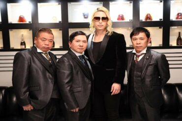 ✅  「スモール3」 出川哲朗、爆笑問題・田中裕二、ナインティナイン・岡村隆史の3人が再び“スモール3”を結成。