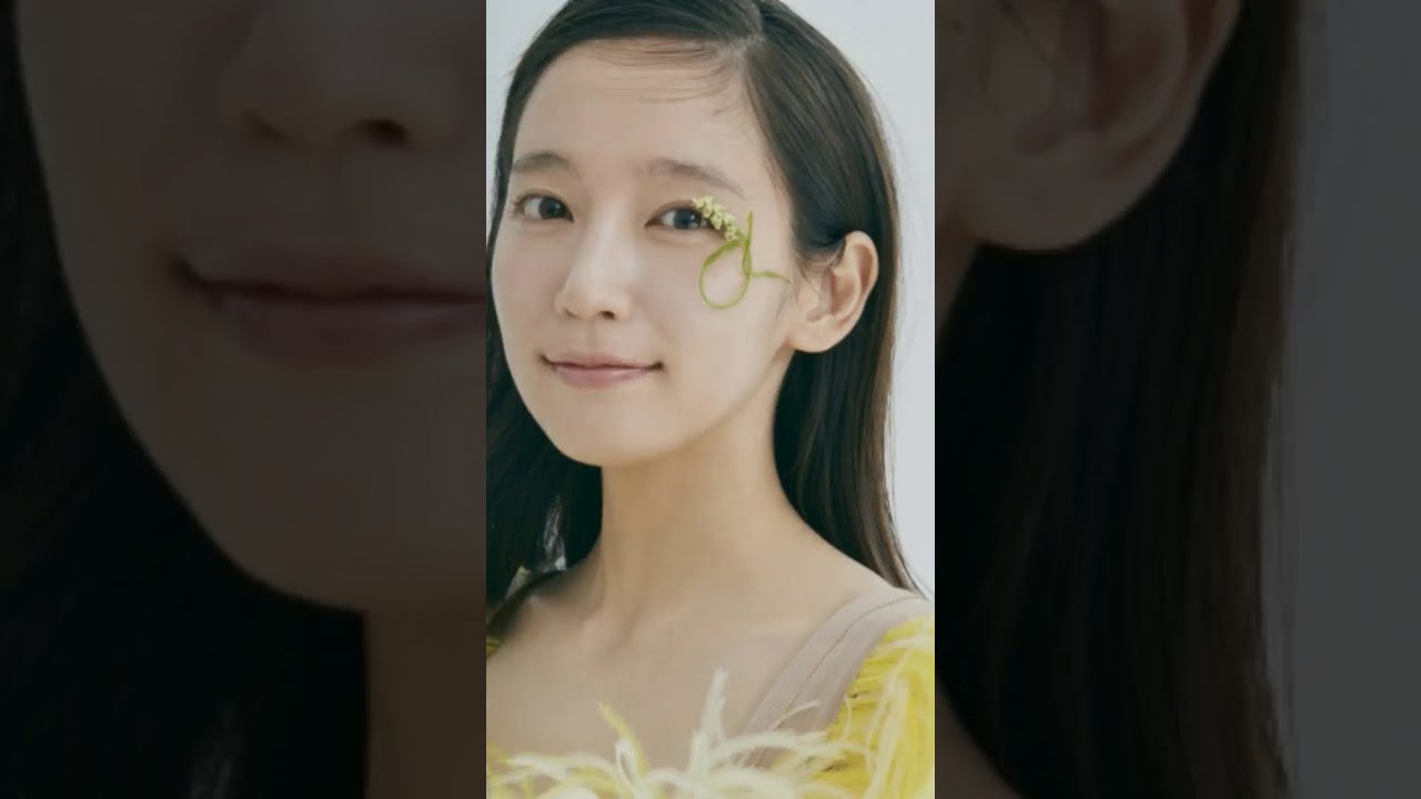 吉岡里帆、2年ぶり写真集発売 「言葉だけでは伝えられない色々」を美しく表現