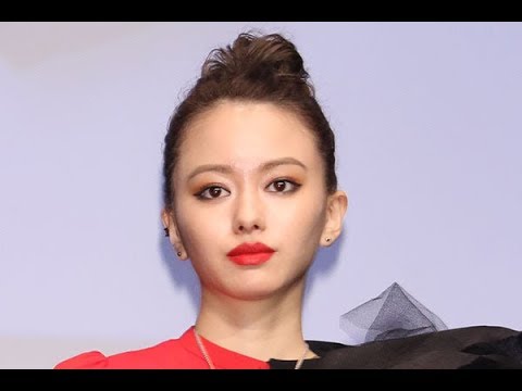 ✅  「山本さんは伊藤さんとの交際も友人たちには隠さず、よく『健太郎がね～』と嬉しそうに話していました。それがこんなことになってしまって……」 心配そうに語るのは、女優・山本舞香（23）の知