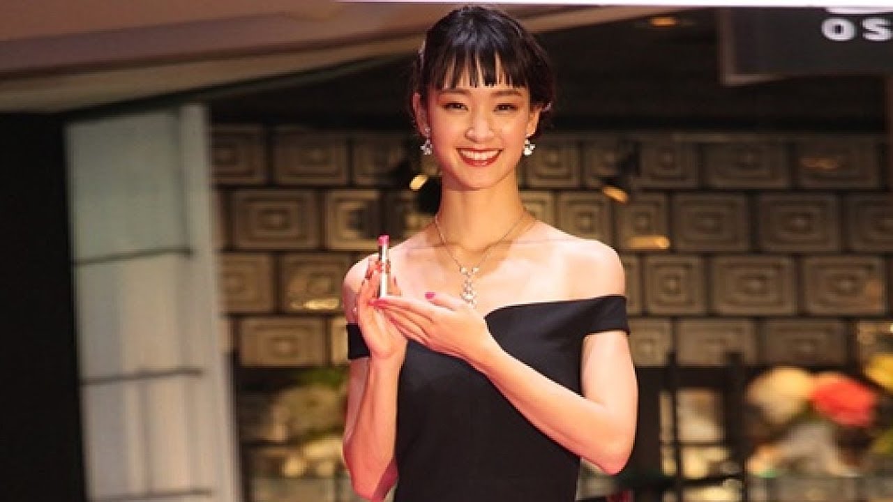 剛力彩芽、オスカー退社の理由は「リストラ」だった!? 関係者が明かす“実情” 剛力彩芽、オスカー退社の理由は「リストラ」だった!? 関係者が明かす“実情”