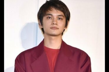 ✅  俳優の北村匠海（22）、女優の山本舞香（23）らが30日、都内で行われた映画『とんかつDJアゲ太郎』の初日舞台あいさつに出席。共演した伊藤健太郎容疑者（23）が…（2020年10月30日 16時