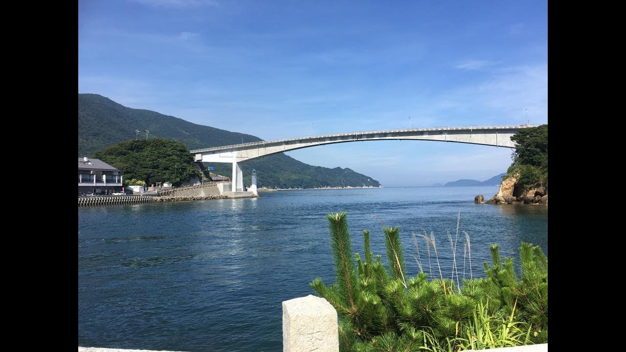 上関大橋のかかってる室津・上関間の急潮の海峡を見てきた。