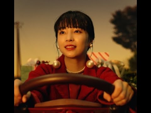 ✅  女優の広瀬すず（22歳）が、インスタントカメラinstax“チェキ”（富士フイルム）の新テレビCM「クリスマスプレゼント」篇に出演。11月29日より全国で放映を…（2020年11月26日 0時2