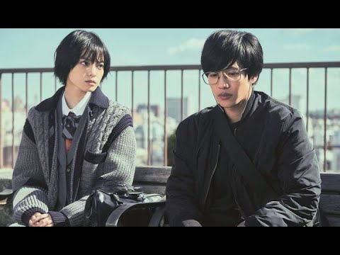 ✅  俳優の岡田将生さんと志尊淳さんがダブル主演を務め、平手友梨奈さんが出演する、映画「さんかく窓の外側は夜」（森ガキ侑大監督、2021年1月22日公開）の新たな場面写真が12月3日、公開された。平手