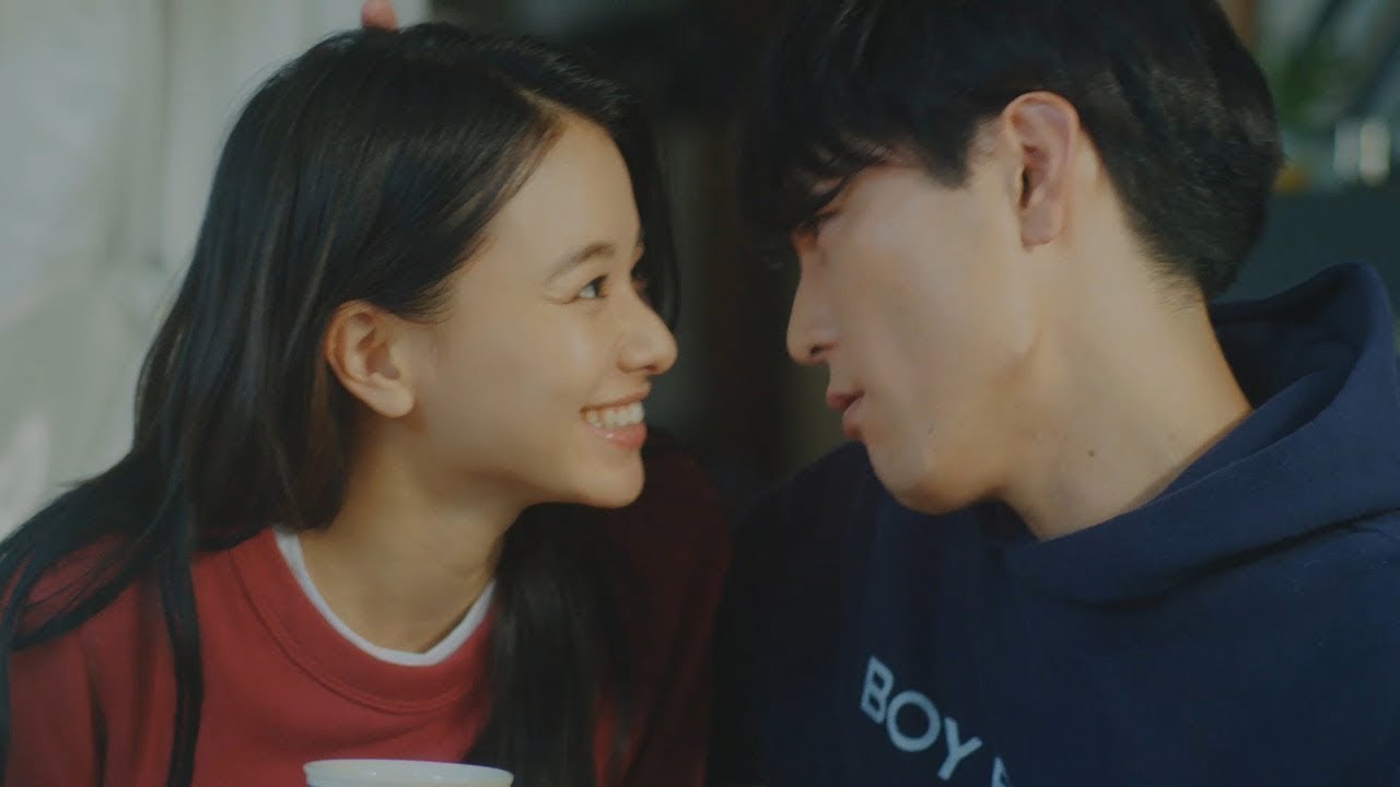山本舞香、松本人志をたじたじに「キター！マジツボった！」間宮祥太朗の彼女役を熱演　「タウンワーク」新CM