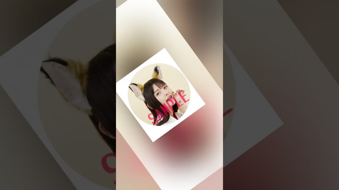 上坂すみれ、大胆な姿に フォトブックで幻想的なエルフ、黒ドレス姿など披露