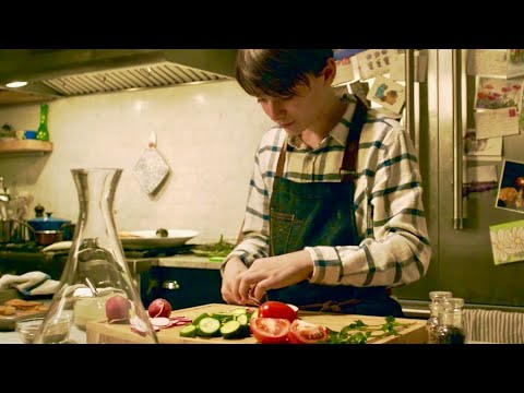 激カワ！ノア・シュナップが作るカラフルな料理たち／映画『エイブのキッチンストーリー』予告編