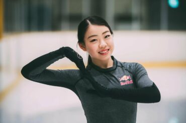 紀平梨花のマフラー姿に大反響「笑顔に癒されてます」「可愛すぎ」