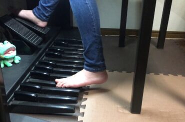 公然の秘密/椎名林檎 足画面 エレクトーン