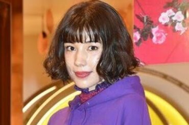 仲里依紗、ミニスカ“ギャル”制服姿「ど派手！激かわぁぁ」　『クレしん』ゲスト声優抜てきに歓喜