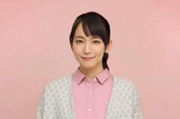 女優の吉岡里帆さんが、俳優の鈴木亮平さん主演で4月スタートの連続ドラマ「レンアイ漫画家」（フジテレビ系、木曜午後10時）に出演することが2月9日、明らかになった。“ダメ男ホイホイ”と呼ばれるほど男運が