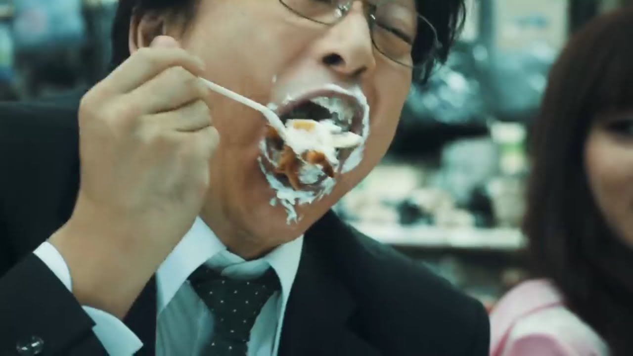 【逆再生】口からケーキを出す香取の慎吾 【逆再生】口からケーキを出す香取の慎吾