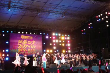 橋本環奈 と ももいろクローバーZが共演