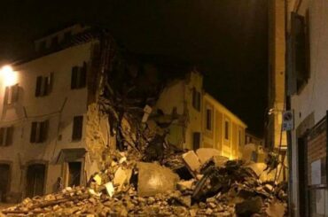 今日の福島地震5点. 地震,今日の福島の強い地震5ポイント. Strong earthquake in Fukushima  5 points. Japan 強い地震、福島地震、日本地震、日本地震。