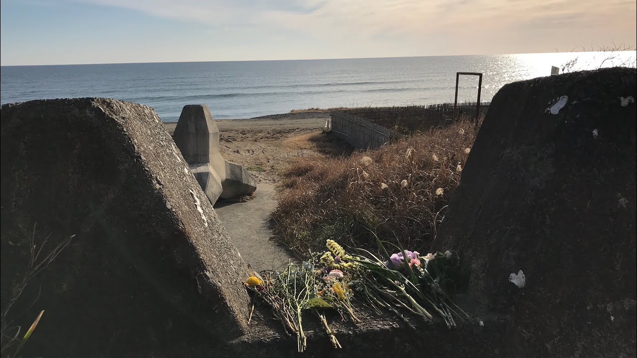 三浦春馬さんが座っていたテトラポットに久しぶりに来ました 春馬さんを感じる とても穏やかな海でした 春馬さんがサーフィンした場所 聖地 Yayafa