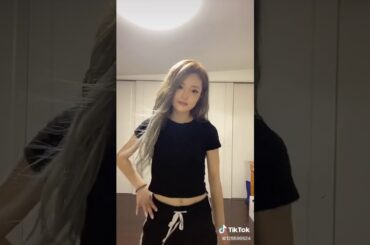 TikTok 上戸彩かと思った 腰振り〇