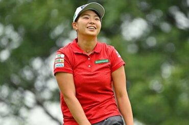 渋野日向子、無表情ものまねを披露　巨大CM犬を“演じきった1枚”に1万5000超反響