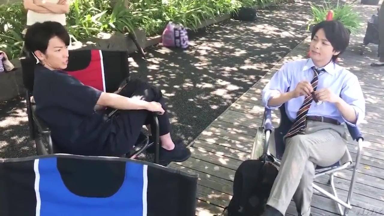 中村伦也 本物の男性の座る姿勢 中村伦也 本物の男性の座る姿勢