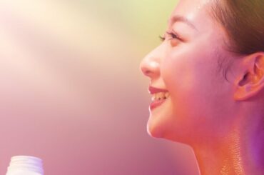 畠山愛理、連続ターン＆開脚ジャンプで魅せる！「ザバス」新CM