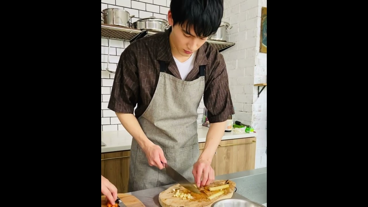 210417 GINGER Instagram Kenshi Okada (GINGER 2021.05 Issue Behind The Scenes) 210417 GINGER Instagram Kenshi Okada (GINGER 2021.05 Issue Behind The Scenes)