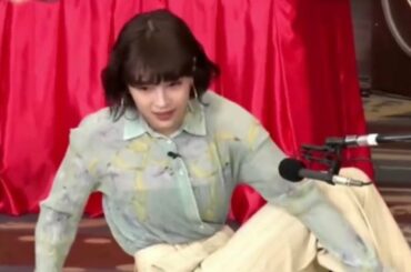 広瀬すずが全身の骨を鳴らす！その姿、音がヤバい‼️ (広瀬すず　女優　骨　トレンド　バズり)