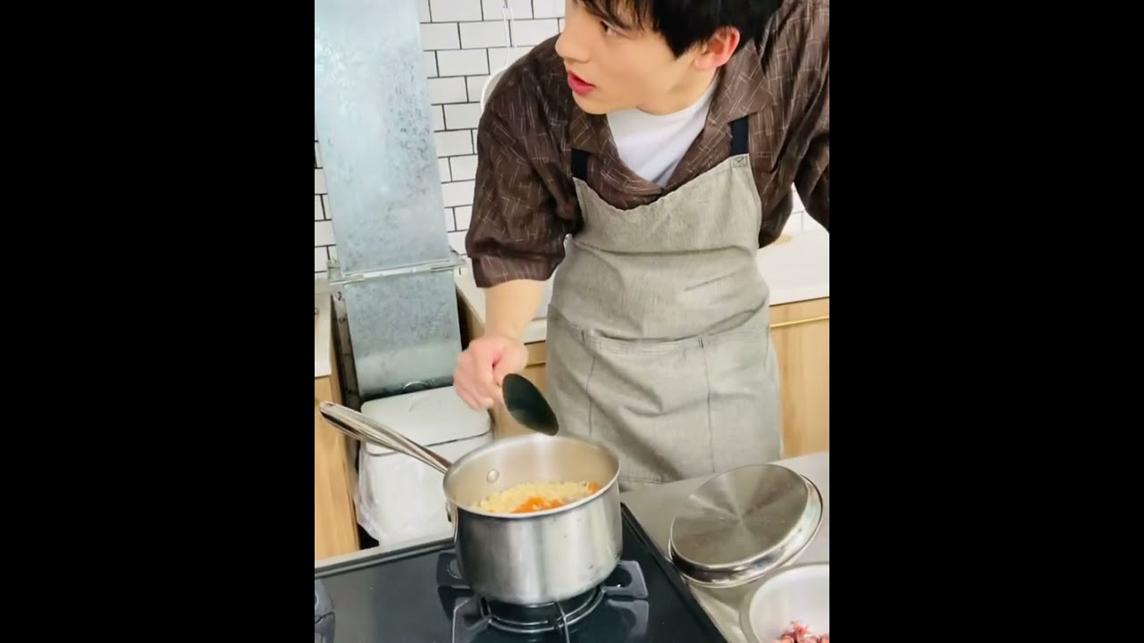 210421 GINGER Instagram Kenshi Okada 2 (GINGER 2021.05 Issue Behind The Scenes) 210421 GINGER Instagram Kenshi Okada 2 (GINGER 2021.05 Issue Behind The Scenes)