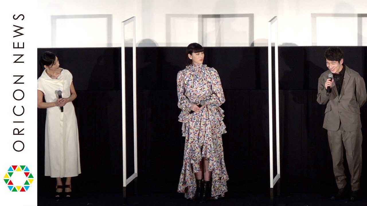 黒木瞳&村井良大、EXIT兼近をほめちぎる「非常に礼儀正しい」 三吉彩花は「すばらしい監督」と黒木絶賛 映画『十二単衣を着た悪魔』公開記念舞台あいさつ 黒木瞳&村井良大、EXIT兼近をほめちぎる「非常に礼儀正しい」 三吉彩花は「すばらしい監督」と黒木絶賛 映画『十二単衣を着た悪魔』公開記念舞台あいさつ