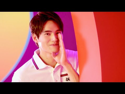 岡田健史、こっそり耳打ち!畠山愛理のジャンプにビックリ/明治SAVAS CM 岡田健史、こっそり耳打ち!畠山愛理のジャンプにビックリ/明治SAVAS CM