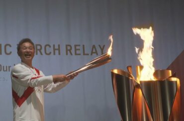 上白石萌歌さんら走る   鹿児島の聖火リレー2日目