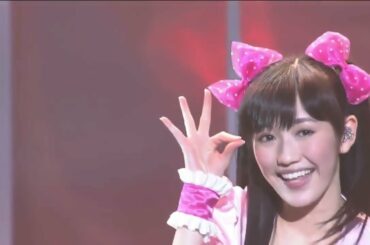 Mayu Watanabe - Nantai Renai Kuragekko(Live)　軟体恋愛クラゲっ娘 - 渡辺麻友