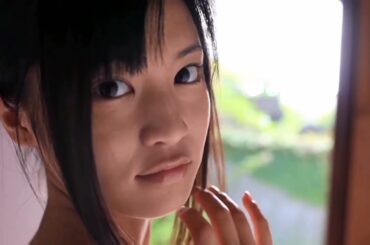 小島瑠璃子グラビア水着貴重