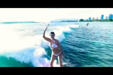 【貴重なサーフィン姿🏄‍♀️】深田恭子　カッコいい　ドローン映像　水着姿　深キョン　美ボディ　カッコイイ　セクシー　かっこいい　SEXY ウエットスーツ　ビキニ　抜群のスタイル　笑顔　スマイル　お宝