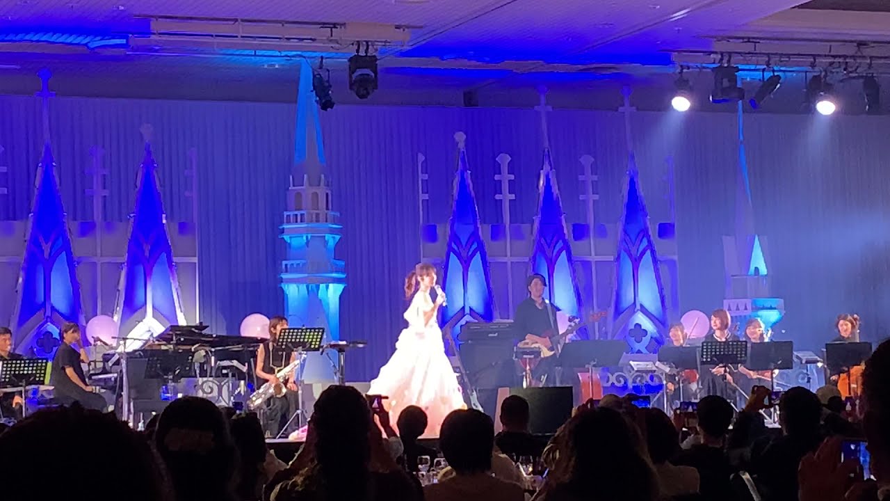 【柏木由紀ディナーショー】ドレス姿のゆきりん