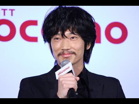✅  俳優の石原さとみさんが主演を務めるドラマ「恋はDeepに」（日本テレビ系）。2021年5月5日放送の第4話で、俳優の綾野剛さんが見せた「走り姿」が注目を集めている。互いのことが気になって仕方ない