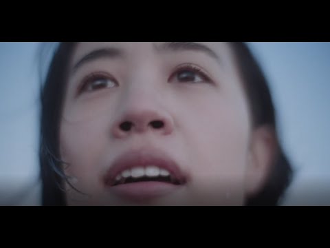 『石橋静河』CM サントリー天然水『雨あがる』 『石橋静河』CM サントリー天然水『雨あがる』