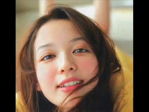Smiley Smiles – QQQtee Girl (森絵梨佳 スライドショー)