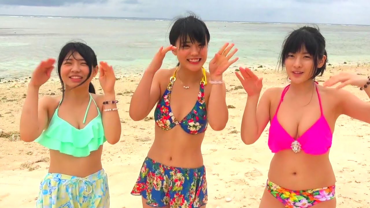 【神乳】ビーチで罰ゲームかけて勝負したら神谷えりなの〇〇見えた