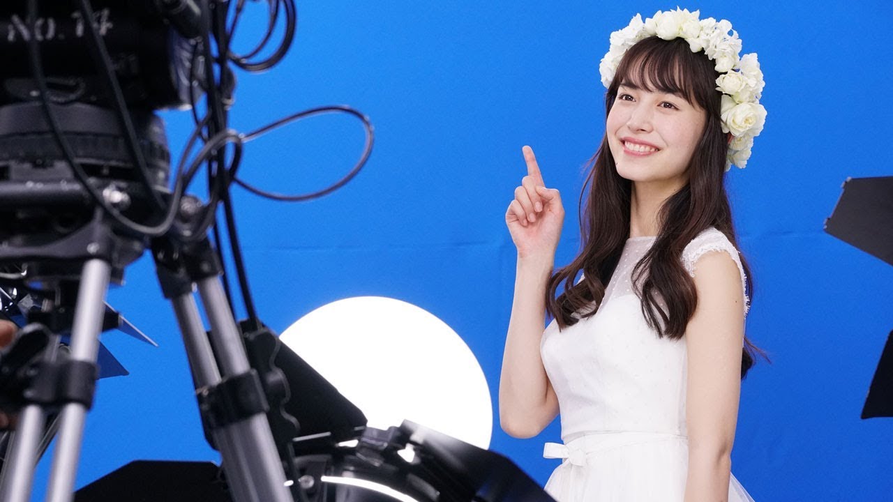 井桁弘恵、『ゼクシィ』11代目CMガールサプライズ合格発表の瞬間 結婚情報サービス『ゼクシィ』TV-CMメイキング映像