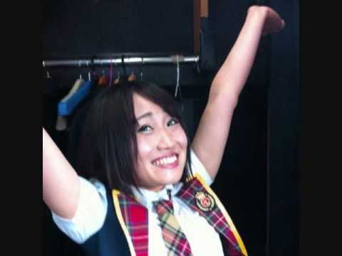 キンタローのAKB48前田敦子のモノマネがそっくりすぎて話題