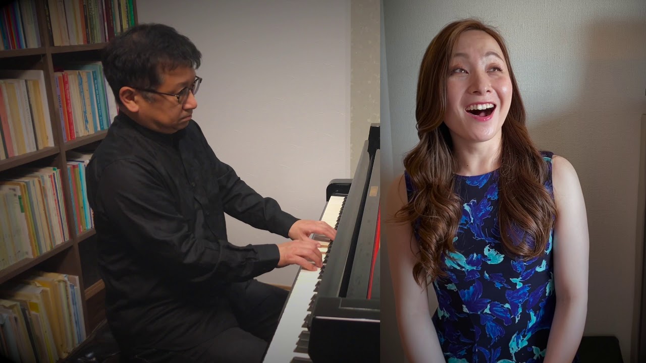 「貝殻のうた」を佐藤寛子さんが歌ってくれました。