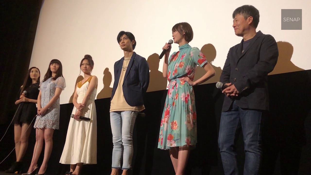 奈月セナ初の映画出演イベントで舞台挨拶