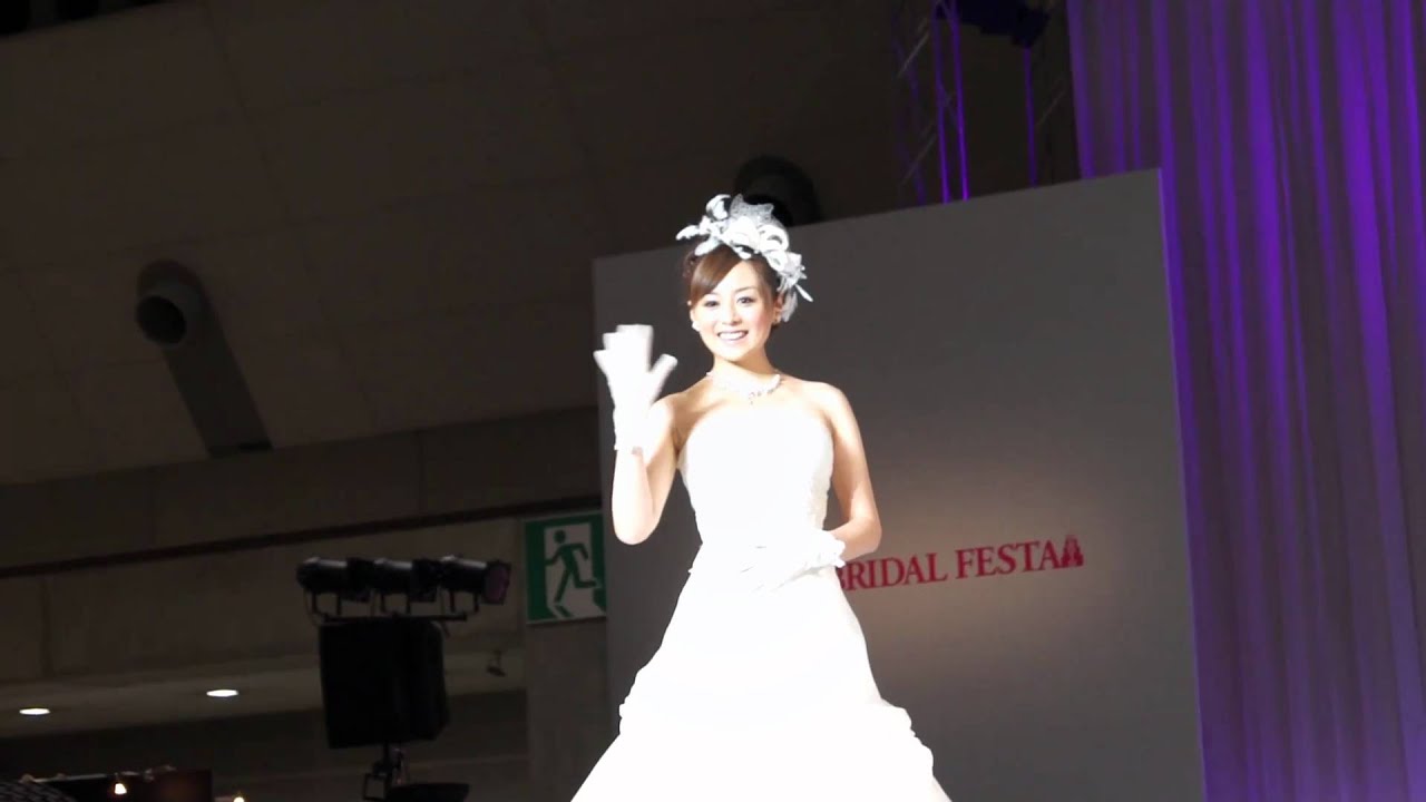2010年12月夏川純さんbridalbloomを着る!