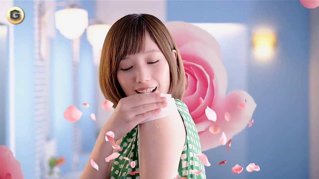 本田翼 Cm 花王ビオレ さらさらパウダーシート 女の子肌つづく 篇 Yayafa