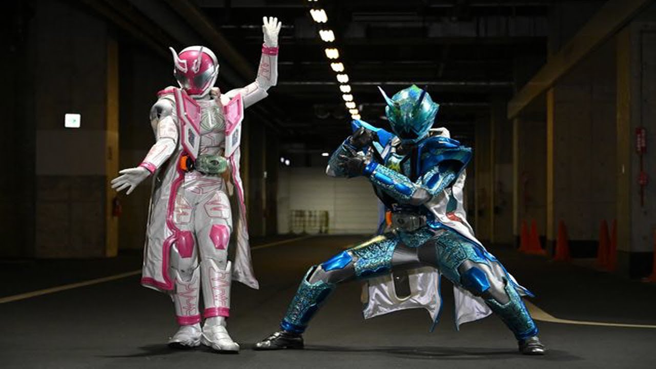 「仮面ライダースペクター×ブレイズ」配信!カノン・工藤美桜が仮面ライダーに変身