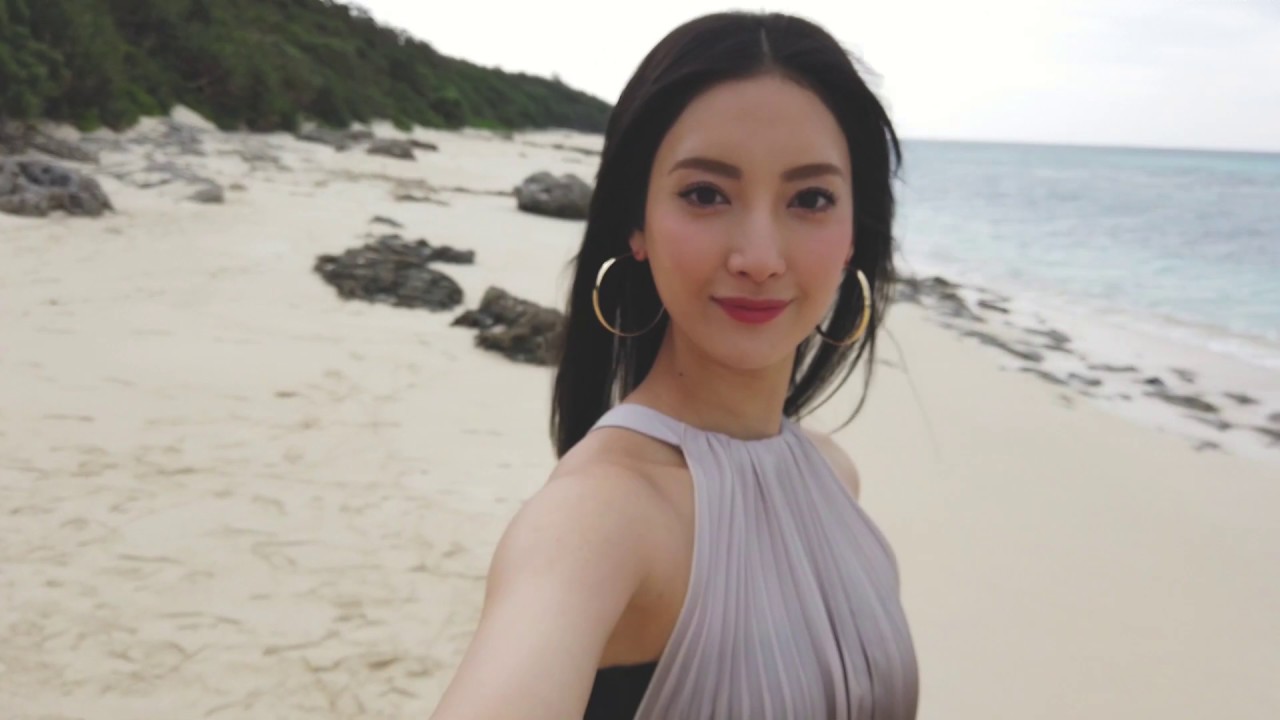 【菜々緒】宮古島に流れるゆったりとした時間|菜々緒さんのリラックスした姿をお楽しみください<旅色>