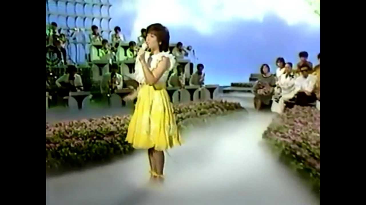 柏原芳恵 夏模様