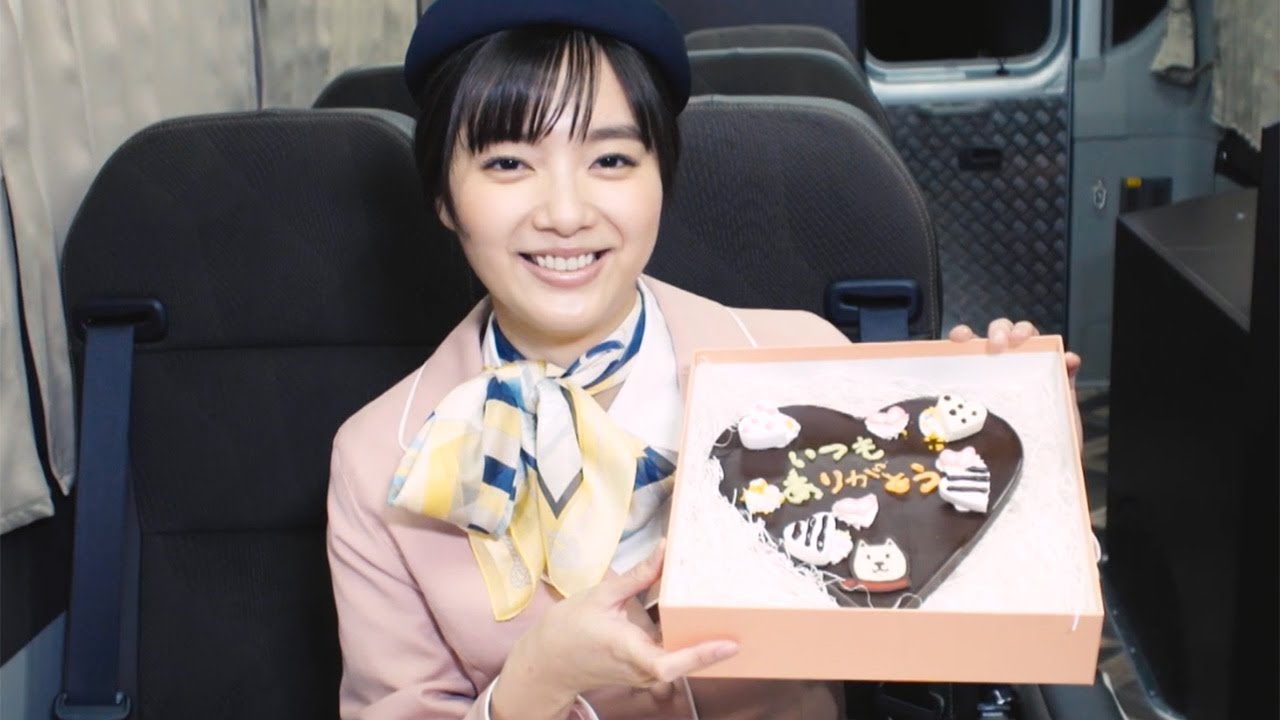 バスガイド 新川優愛 ロケバス内でチョコ作り 新婚生活も語る Yayafa バスガイド 新川優愛 ロケバス内でチョコ作り 新婚生活も語る Yayafa
