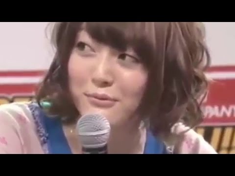 【赤面】花澤香菜「パンツ見ないでっ!///」津田美波「先輩っ///」おパンツを見せちゃった後に慌てて隠しムチャぶりに非常に良いお仕事をするザーサンww